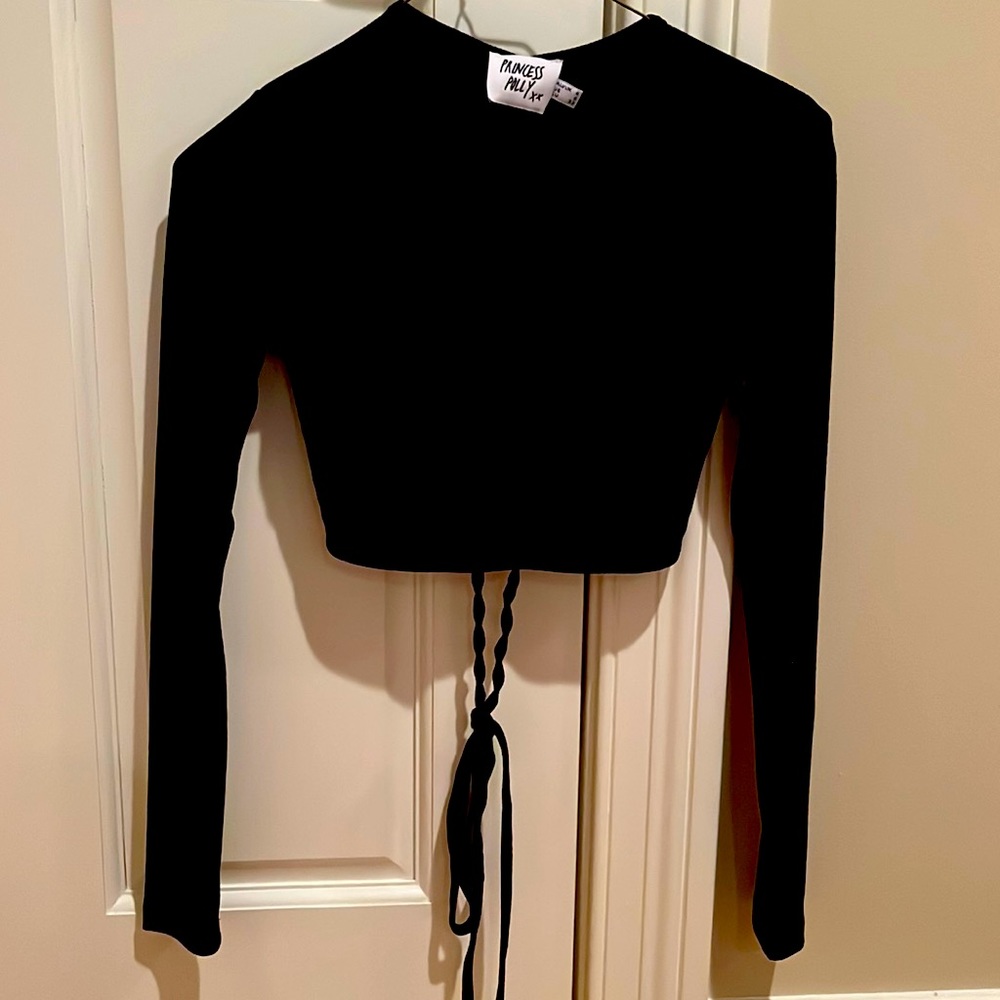 Princess Polly size 0 cropped black long sleeve shirt